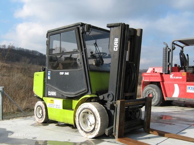 Clark CGP30 diesel forklift