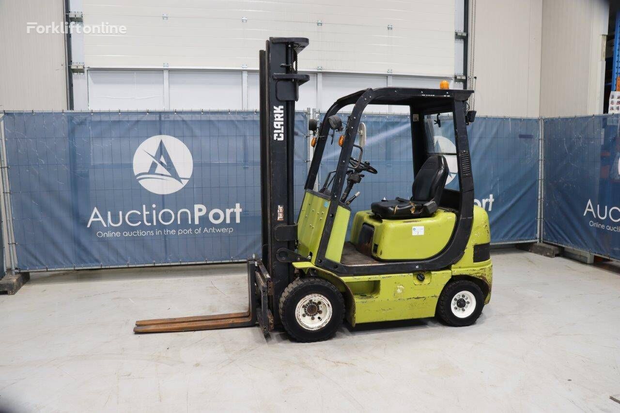 Clark CMP15D diesel forklift