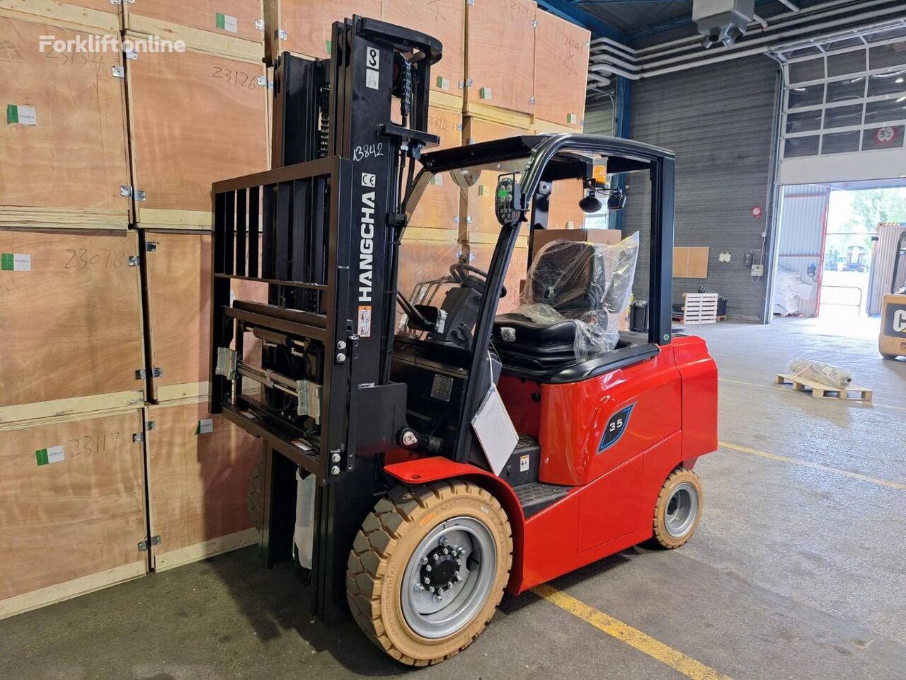 new Hangcha AE35 electric forklift