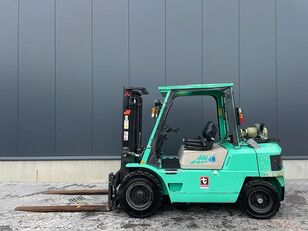 Mitsubishi HG40 gas forklift