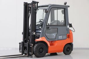 Toyota 42-7FGF18 gas forklift