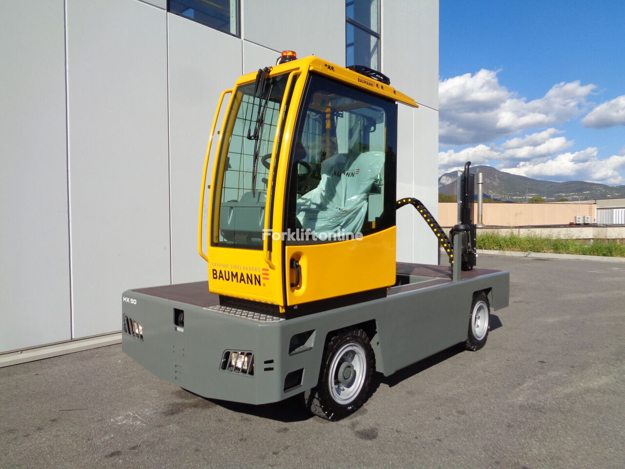 new Baumann HX 50 /12 / 60 TR side loader